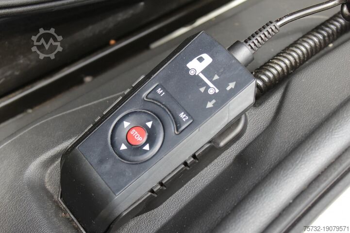 Box truck Mercedes-Benz Atego 1221 E6  Koffer   Klima  LDW  Schalter  LBW