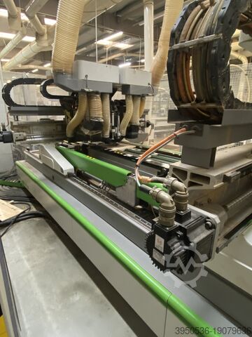 Straight-through drilling machine BIESSE 