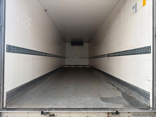Kühlkoffer-LKW MAN TGM 26.340 6x2*4 Carrier Supra 1250 Nordic