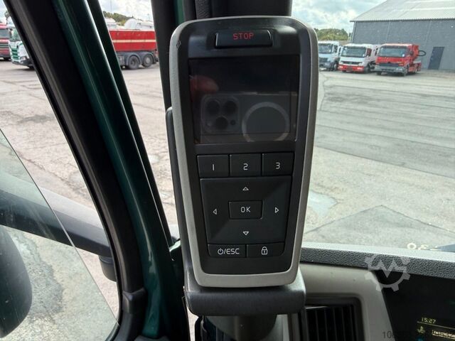 Kipper LKW VOLVO FM 500 8x4*4 Nopa Kipper / Tipper Euro 6