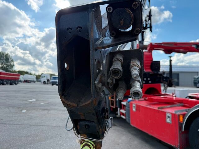 Autokran VOLVO FM500 8x2 Pusher Tridem Crane Hiab 099 B3 Radio