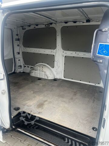 Kastenwagen MERCEDES-BENZ Vito 114 LANG 6G KLIMA 3-SITZER TEMPOMAT EU6 AHK