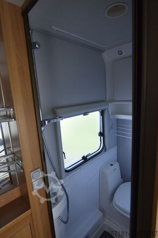 Wohnwagen KNAUS Eurostar 450 mit Mover und Vorzelt