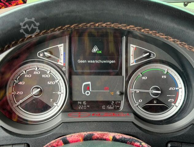 Standard SZM DAF XF 480 FTG SSC 6X2 TWINSTEER SPECIAL INTERIOR SP