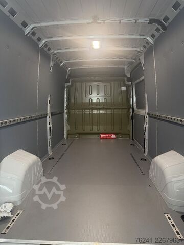 Kastenwagen hoch Citroën Jumper Kastenwagen L3H2 3.5T Heavy 140 Automatik