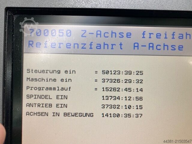 Universal-Bearbeitungszentrum HERMLE B 300