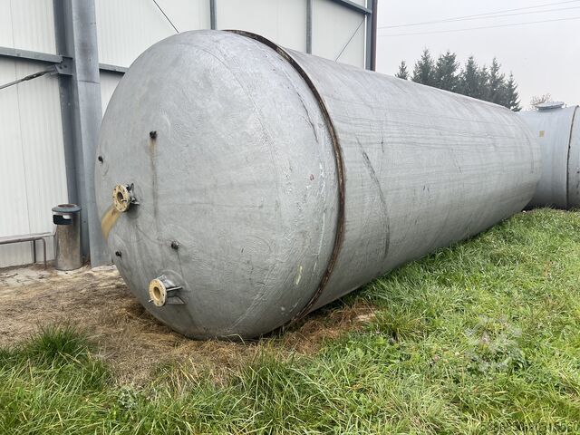 Storage tank  