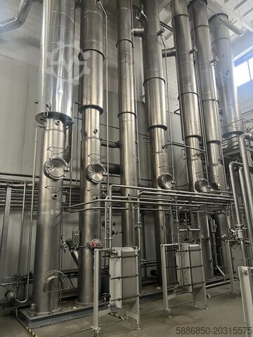 Evaporation station for apple concentrate  