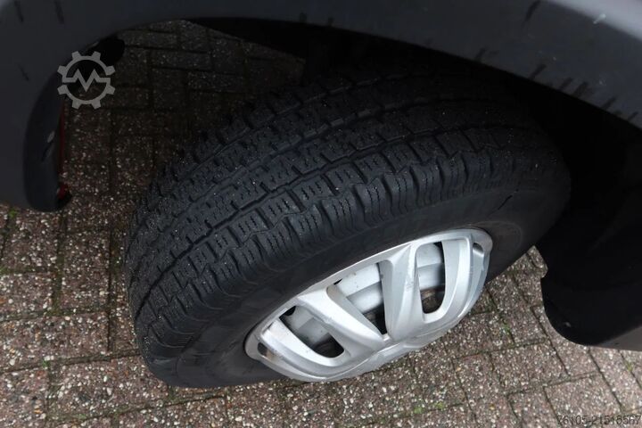 Kühl-/Tiefkühltransport Iveco Daily 70 Daily 70 C 21 Hi-Matic Meat Hooks! Vle...