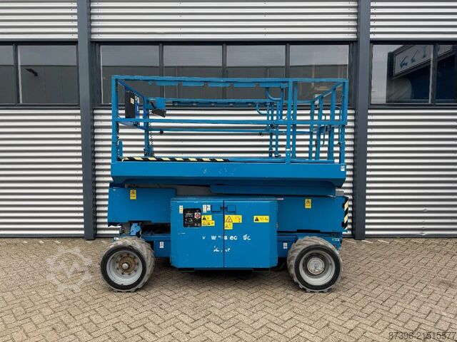 Scissor lift Genie GS2669DC Hoogwerker Schaarhoogwerker