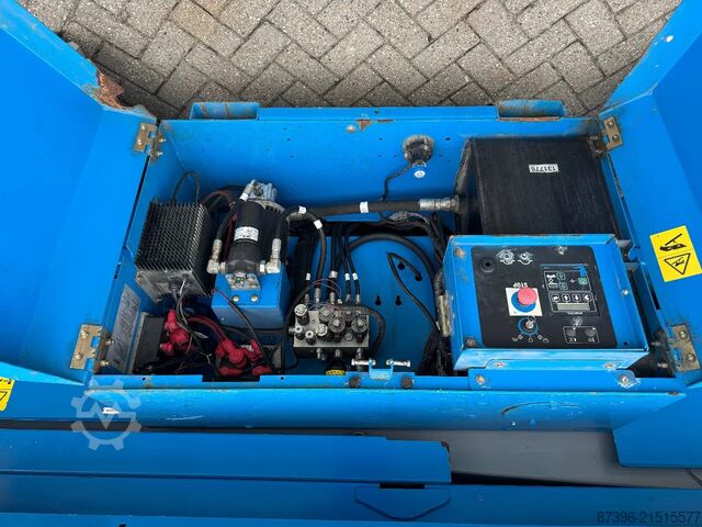 Scissor lift Genie GS2669DC Hoogwerker Schaarhoogwerker