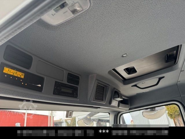 Transporter mit Koffer MERCEDES-BENZ Atego 818 Möbel Koffer 6,75 m lang DifferSperre