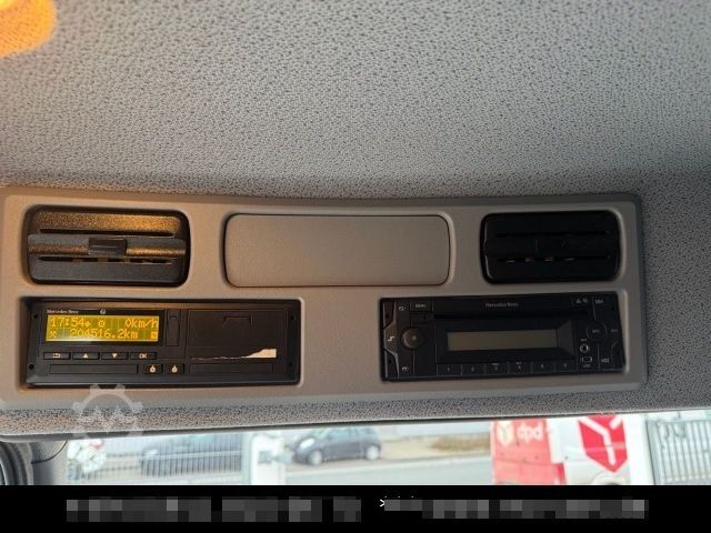 Transporter mit Koffer MERCEDES-BENZ Atego 818 Möbel Koffer 6,75 m lang DifferSperre