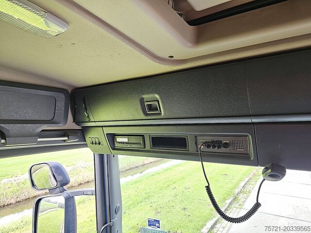 Standard-SZM SCANIA P410 6X2/4 MNB