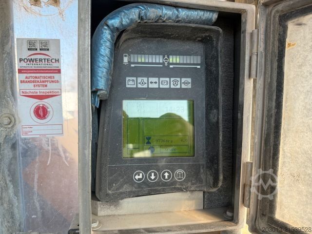 Kettenbagger LIEBHERR R944C T Kettenbagger 43 Ton Tunnel 9.900 h