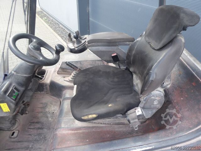 Elektro 4 Rad-Stapler Linde E25-03