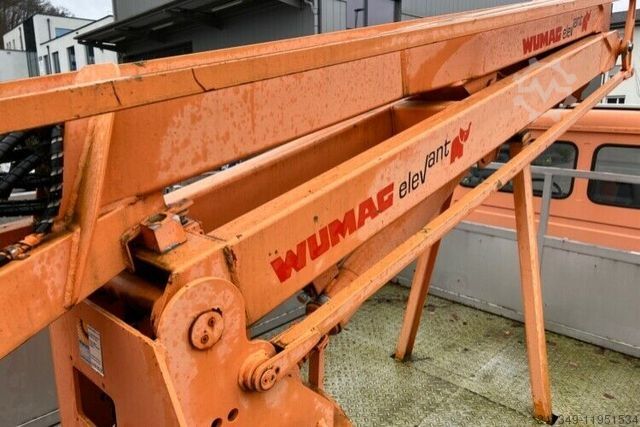 Spezial-LKW MERCEDES-BENZ 709 WUMAG GELENKSTEIGER 14M