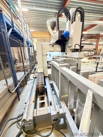 Bearbeitungszentrum BIESSE ROVER A 1832