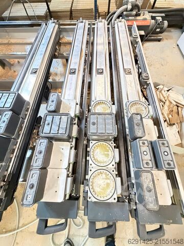 Bearbeitungszentrum BIESSE ROVER A 1832