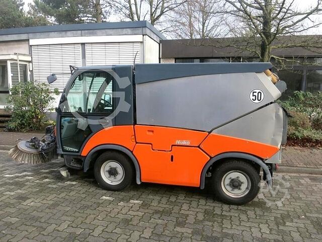 Kehrmaschine HAKO Citymaster 2000