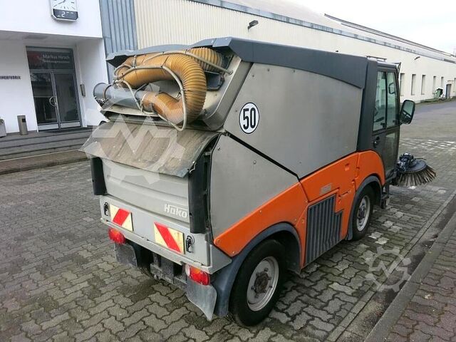 Kehrmaschine HAKO Citymaster 2000