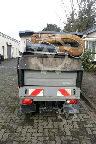 Kehrmaschine HAKO Citymaster 2000