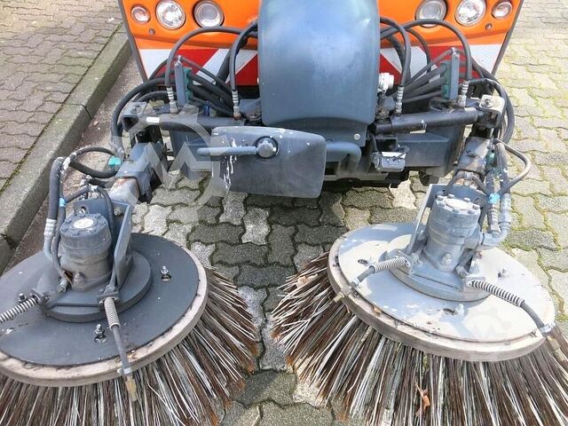 Kehrmaschine HAKO Citymaster 2000