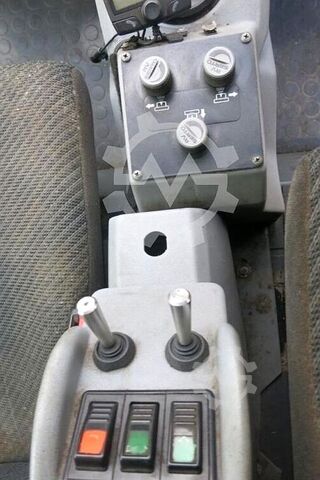 Kehrmaschine HAKO Citymaster 2000