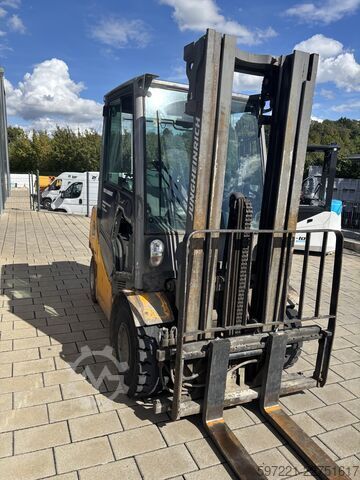 LPG Forklifts Jungheinrich TFG425s Triplex Motorölverbrauch zu hoch