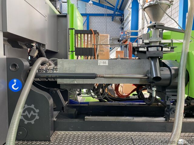 Spritzgiessmaschine mit Roboter ENGEL victory 1050/160 tech CC200 A02 mit Robot ERC 23F regular RC 200 integriert