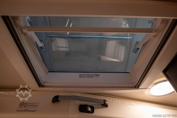 SUNLIGHT T 68C ADVENTURE NEW SEMI-INTEGRATED SUNLIGHT T 68C Adventure
