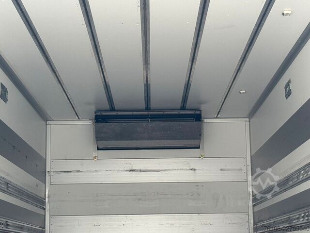 Refrigerated truck MAN TGM 18.290 Tiefkühlkoffer +LBW*Thermoking*