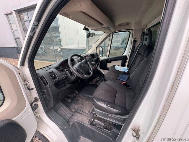 Box van PEUGEOT Boxer Koffer ** Motorschade **FESTPREIS