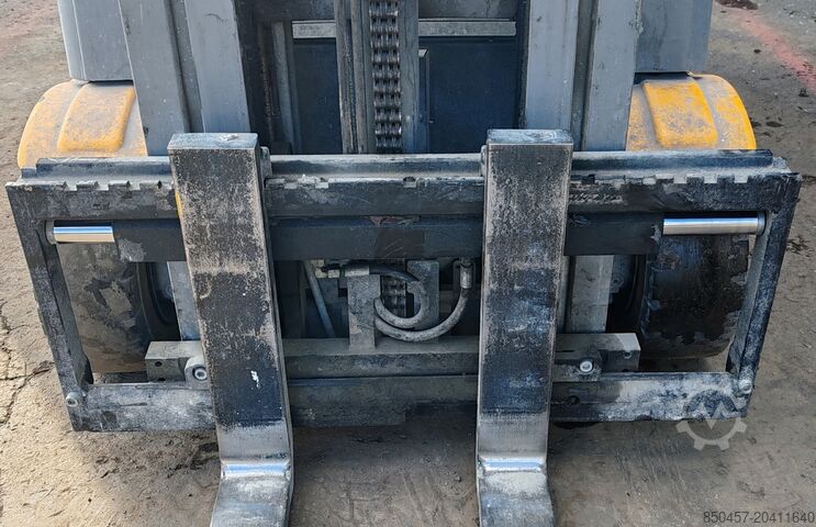 Elektrisch – 3 Räder Jungheinrich EFG 215 / 2020y/ 3589h