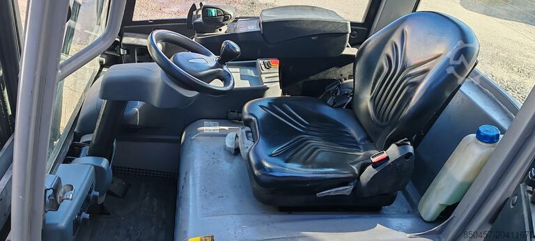 Elektrisch â 4 RĂ€der Jungheinrich EFG 320 5m/ batt2023/ 5396h