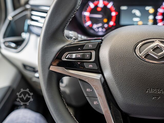 Minibus Maxus DELIVER 7