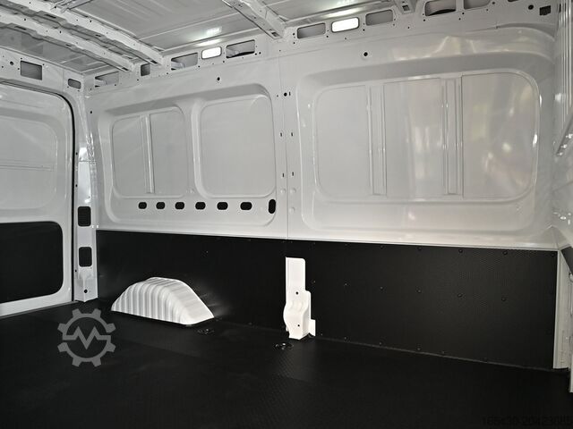 Kleinbus Maxus eDELIVER 9 KA L3H2 77 kW/h Neues Modell Klima