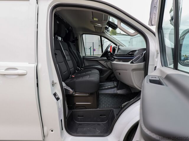 Minibus Maxus DELIVER 7