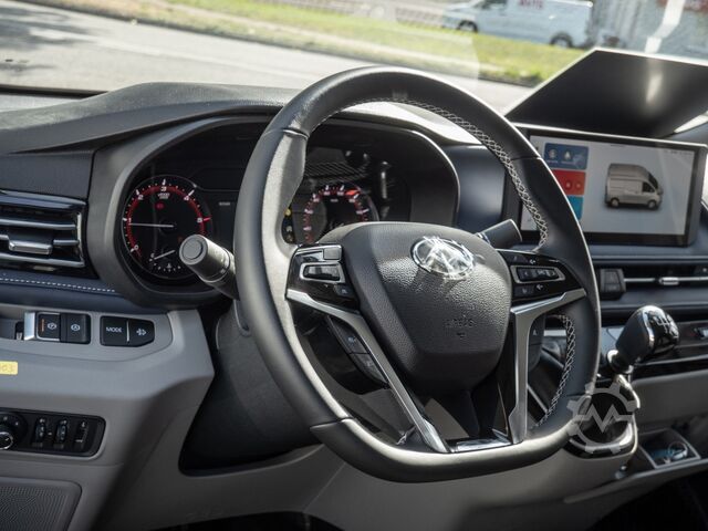 Minibus Maxus DELIVER 7