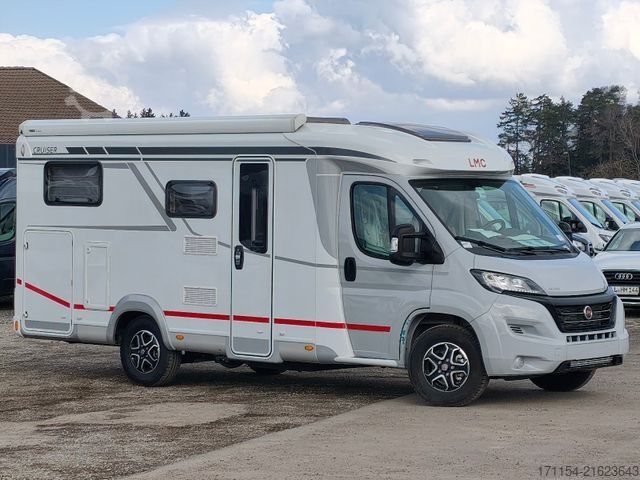 Teilintegriertes Wohnmobil LMC Cruiser V 646 G,  Längsbetten, Navi,Automatik