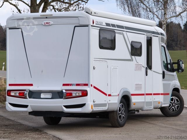 Teilintegriertes Wohnmobil LMC Cruiser V 646 G,  Längsbetten, Navi,Automatik