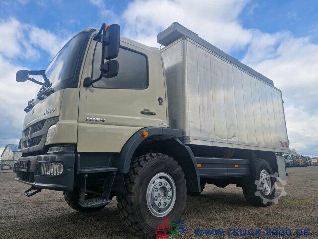 LKW mit Kofferaufbau Mercedes-Benz Atego 824 4x4 Ideal Werkstatt-Wohn-Expeditionsmobil