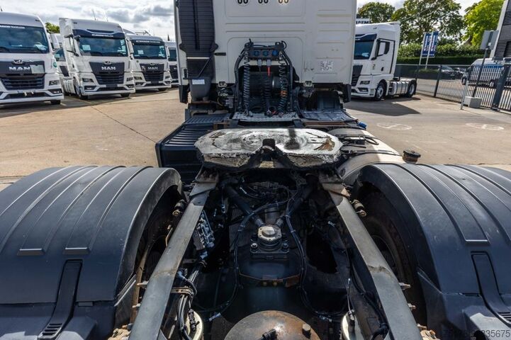 Standard tractor VOLVO FMX 450+HYDR