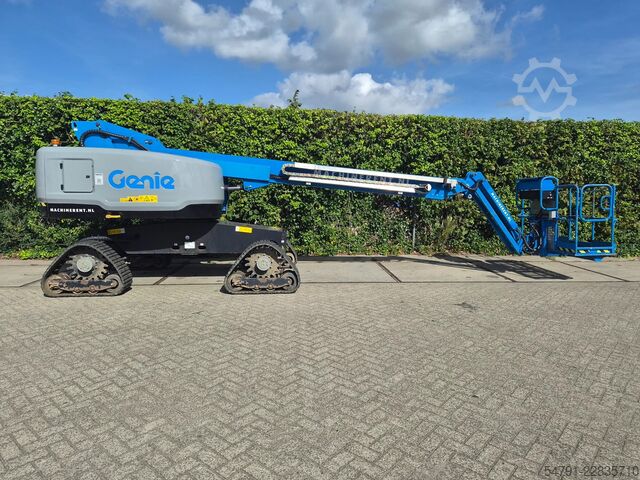 Telescopic boom lift Genie S-45XC TRAX