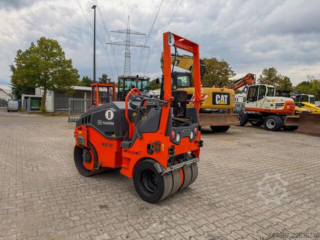Combination roller Hamm HD10 VT 18,5 kW Kantenschneiderad
