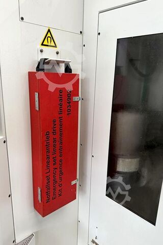 CNC turn-mill center CHIRON FZ 12 MT Magnum