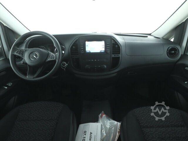 Kleinbus Mercedes-Benz Vito 114 TourerPro,lang,Automatik,8Sitze,Kamera