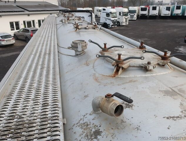 Siloauflieger Spitzer SK 2760 CAL GGVS Hydraulik