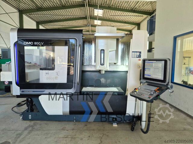 Vertical machining center DECKEL MAHO DMC 850 V