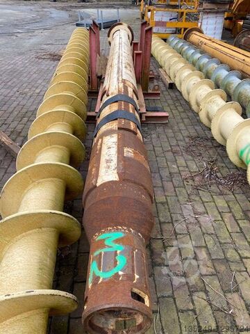 Bauer Betonierkelly / concrete kelly Bauer Betonierkelly / concrete kelly